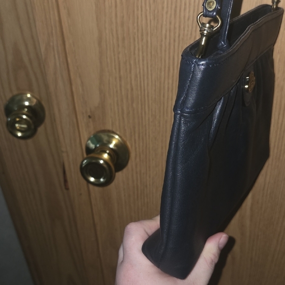 Vintage Etienne Aigner Navy Blue Leather Handcrafted Shoulder Bag - Picture 8 of 16